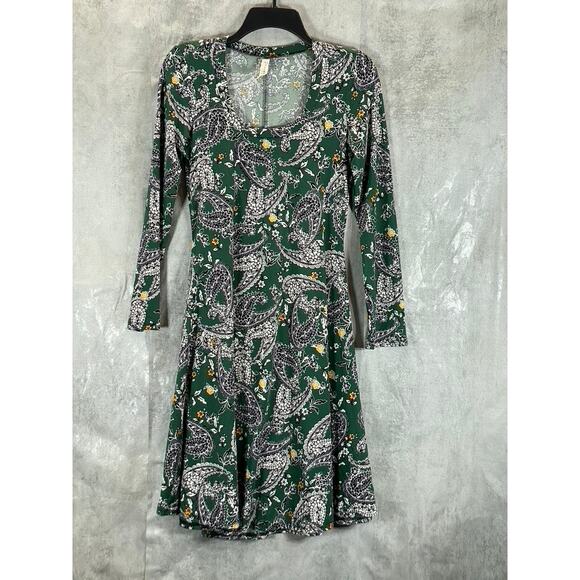 24SEVEN Comfort Apparel Women's Green Paisley-Print Scoop-Neck Long-Sleeve Dress - Picture 2 of 12